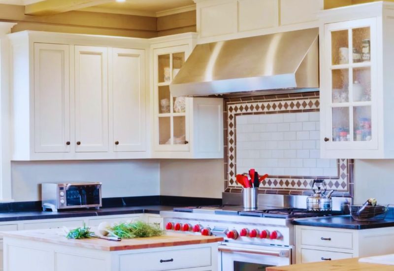 "From Grimy to Gleaming: Your Range Hood Fan's Ultimate Cleaning Ritual"