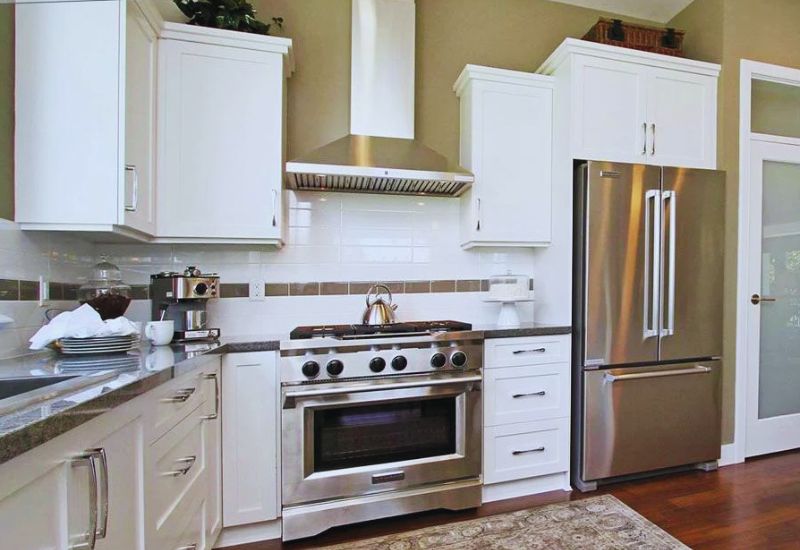 "Eco-Friendly Range Hood Cleaning: Tips for a Sparkling, Green Kitchen"